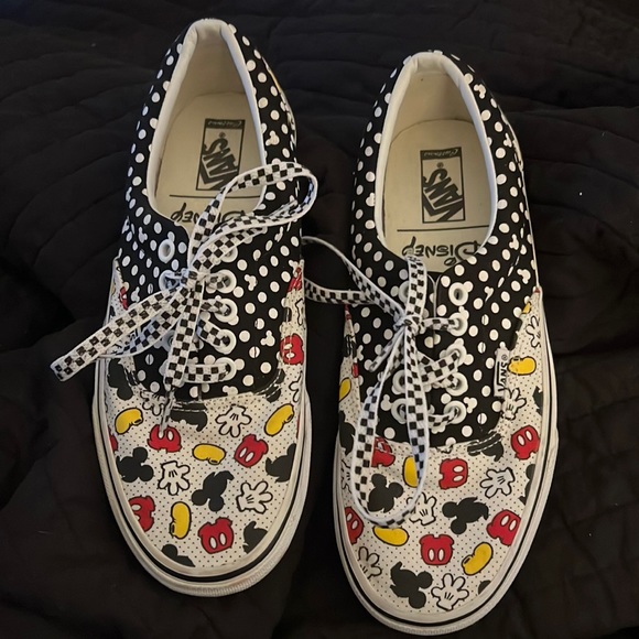 Limited edition custom designed 90th birthday Mickey mouse vans - Picture 1 of 7